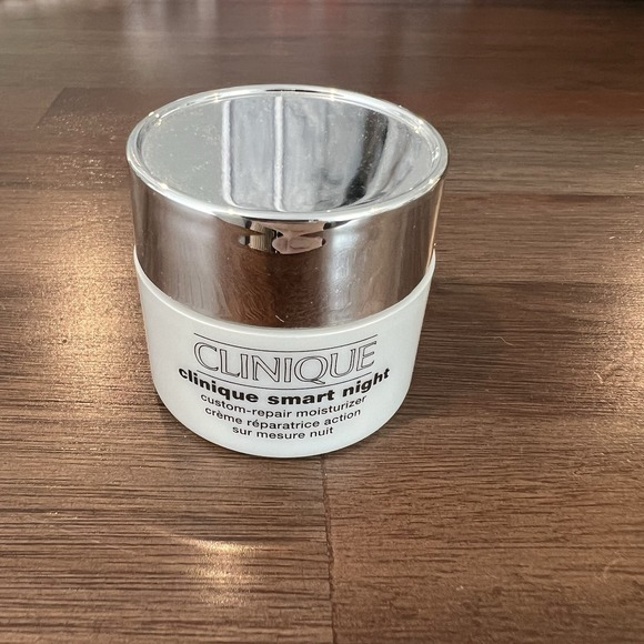 Clinique Other - Clinique Smart Night Custom-Repair Moisturizer 0.5oz
